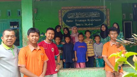 SINABUNG (Sedekah Nasi Bungkus) salah satu mendukung program Gubernur Bengkulu Bapak Helmi Hasan unt